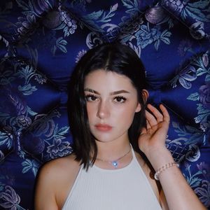 Meet your Posher, Sierra